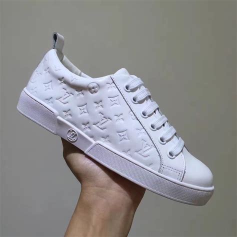 louis vuitton precios zapatillas|louis vuitton shoes women's.